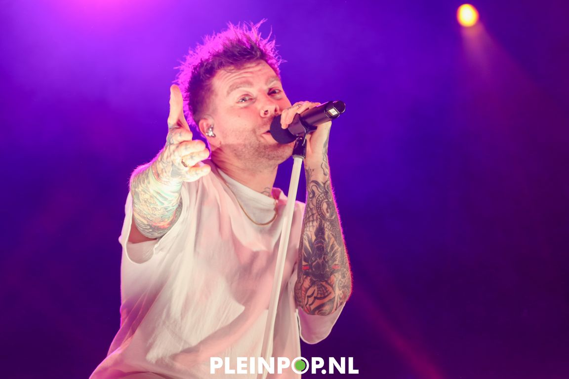 THE DIRTY DADDIES     (72)